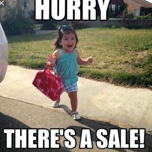 MAKE A OFFER  🏖🏖🏖🏖 SALE ♥️♥️♥️🌈🌈🌈😃😃